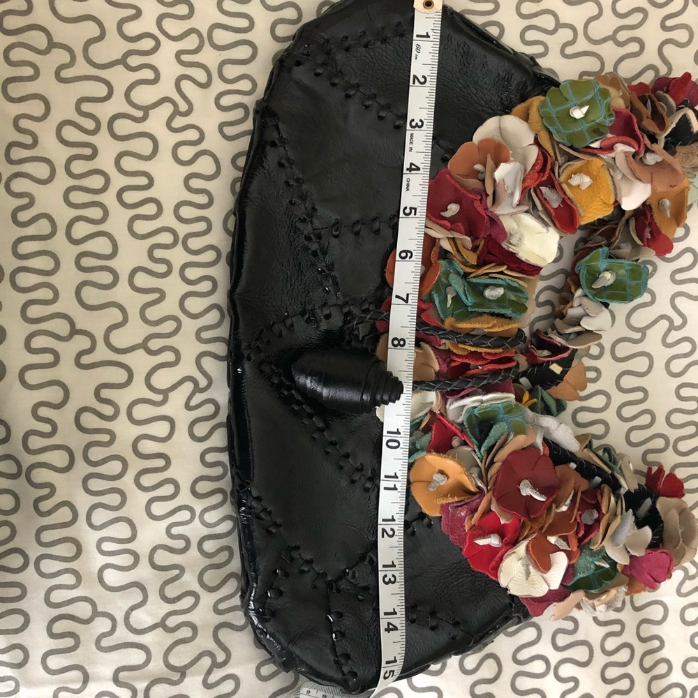 Shoulder bag with leather details - Picture 5 of 7